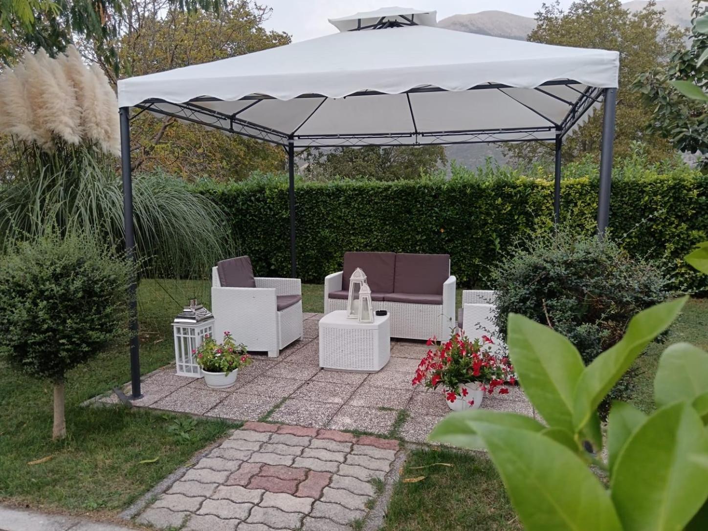 Parco Delle Rose Villa Sulmona Kültér fotó