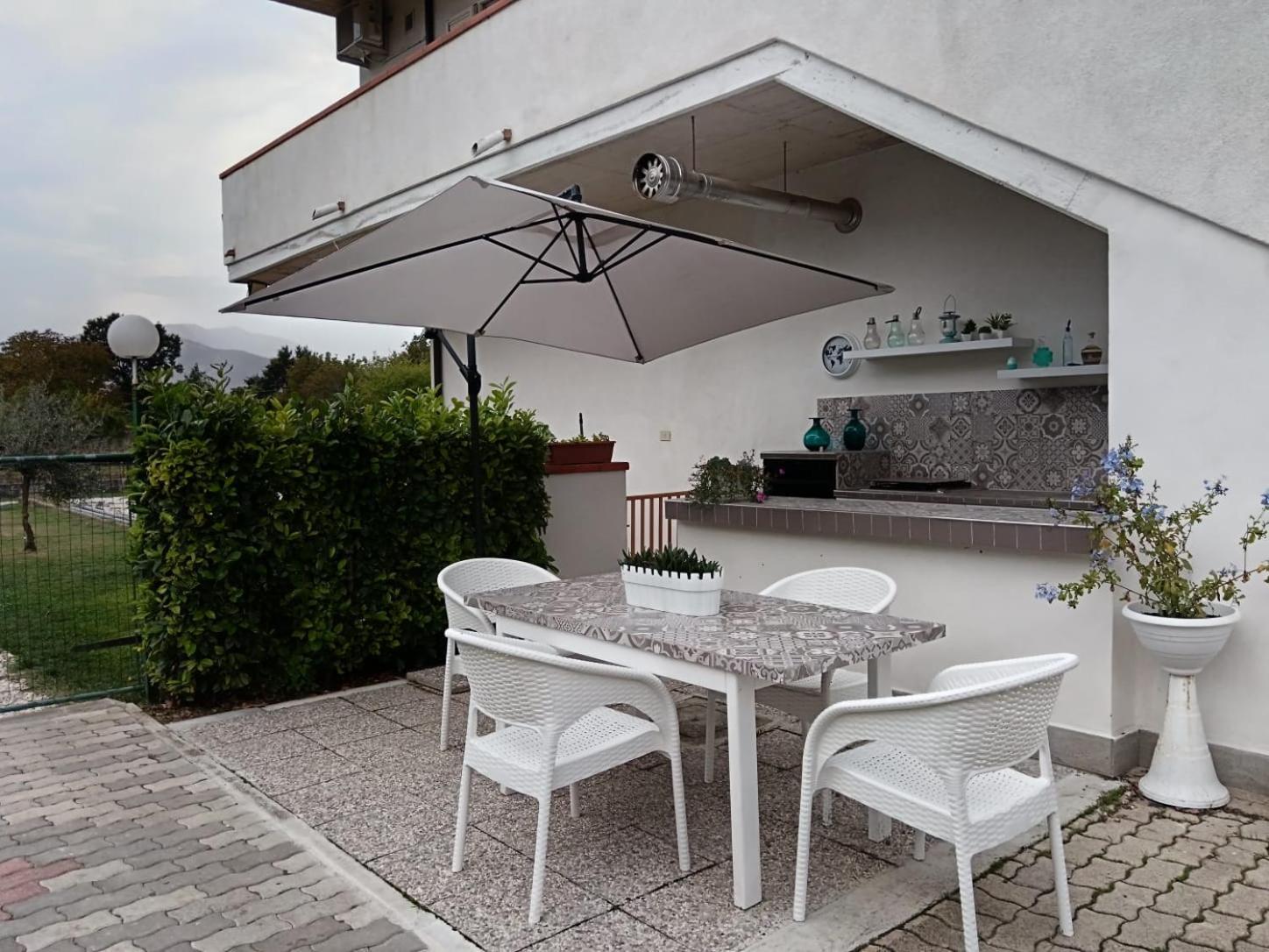 Parco Delle Rose Villa Sulmona Kültér fotó