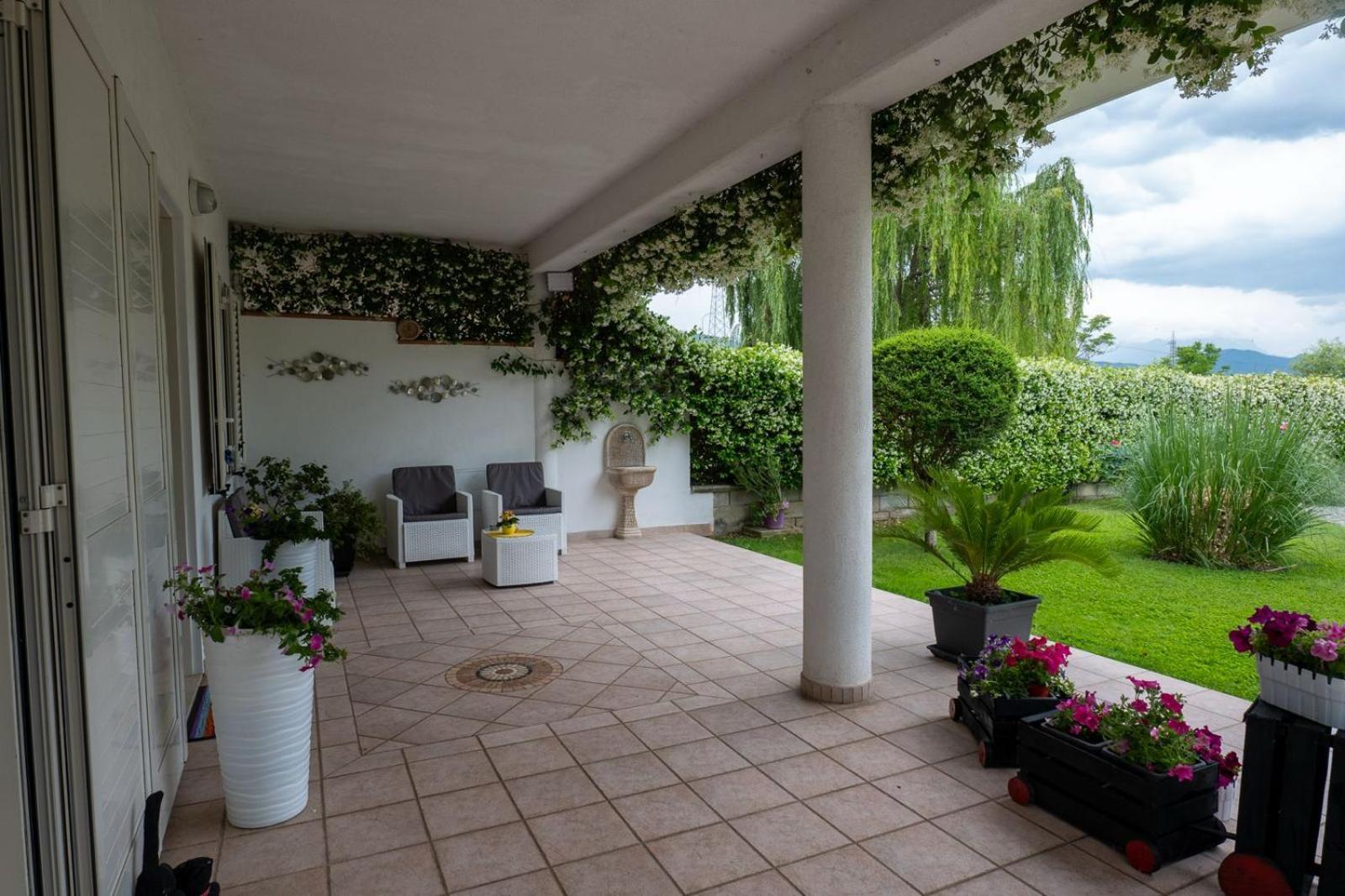 Parco Delle Rose Villa Sulmona Kültér fotó